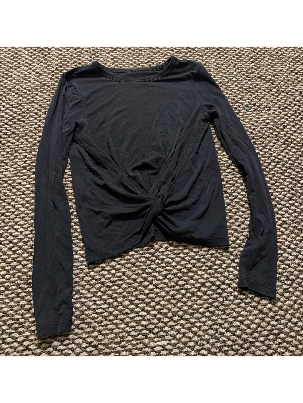 Lululemon  Tuck and Gather Pullover charcoal Gray long sleeve Swiftly Yoga